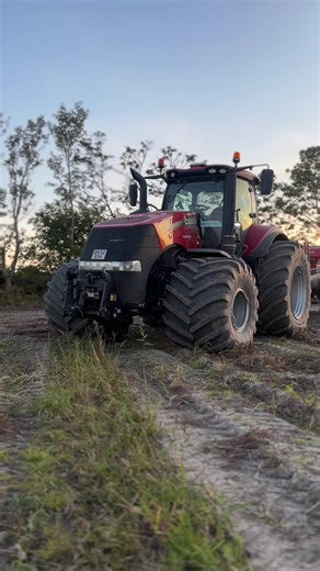 Case Magnum 340 Tractors with Awesome Wheels 2025