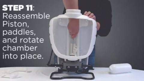 FIELD KING 190328 Backpack Sprayer, 4 Gallon, with Internal No Leak Pump Design Delivers 150 PSI