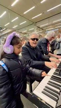 Little Girl Wants To Play Piano For Her Birthday #jazzmusic #boogiewoogie #music #duet #rocknroll