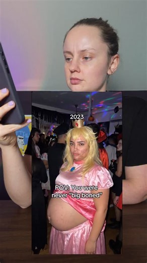 Rachel Henley | Online Fitness Coach on Instagram: "Brb as I go touch some grass 🙂‍↕️ We've entered the chapter of being able to fake transformation pictures/videos REAL good This is not a new issue in the fitness industry - it's been full of snake oil since its birth Just it's more tools better equipped to hook you in Stay vigilant & anything you look out for in content as a "fuck no" share them below 👇"