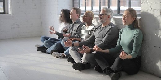 Practicing Mindfulness in Groups: 9 Activities and Exercises