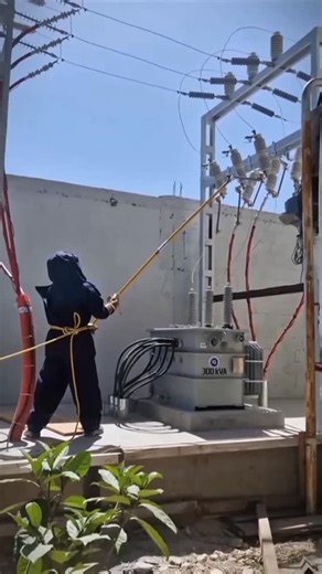 High Voltage #lineman #electric #electrician #switch | Line Man