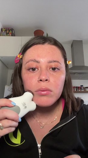 NuFACE Microcurrent Facial Toning Device Review