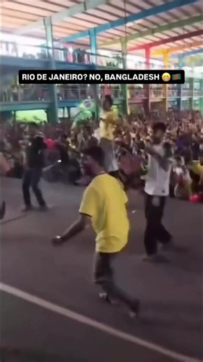 First Argentina, then Brazil… the passion from Bangladesh fans gathering for the games is 𝐔𝐍𝐌𝐀𝐓𝐂𝐇𝐄𝐃 🔥 Daffodil International University, going crazy for the Seleção and remembering to cheer for 𝐍𝐞𝐲𝐦𝐚𝐫 𝐉𝐮𝐧𝐢𝐨𝐫, of course 😁