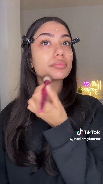 How to Cover Acne Scars Like a Pro with Makeup