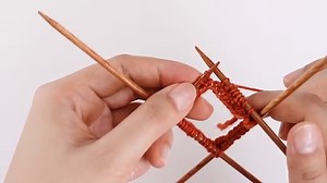 Fingerless Gloves Knitting Pattern (Step-by-Step Tutorial)