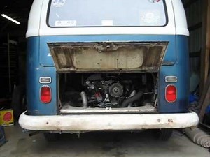 68 Vw Bus 1776 cc engine idling