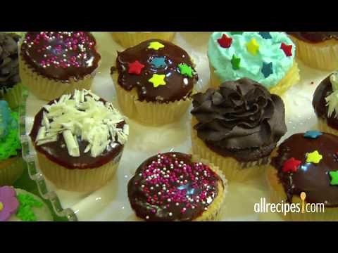How to Frost Cupcakes