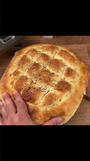 No-knead bread! Cheap, simple, and delicious! Every bite melts in your mouth!