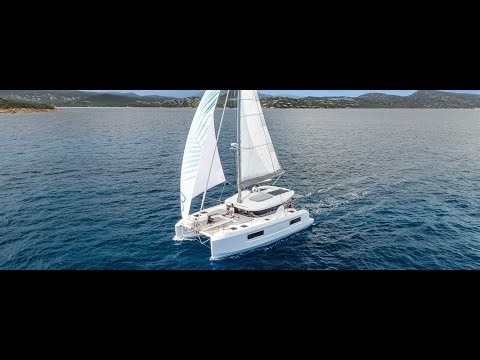 Walkthrough: Lagoon 38 | Cannes Yachting Festival 2025