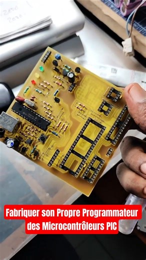 Programmation Microcontrôleur FACILE : Créez votre Programmeur ICSP avec des Pièces de Récupération