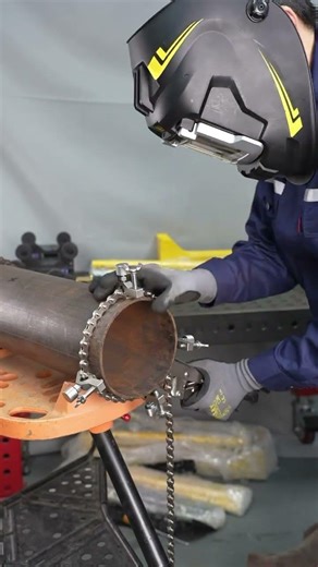 Python Pipe Alignment Chain Pliers deliver fast, secure alignment for pipes up to 14'.#welding