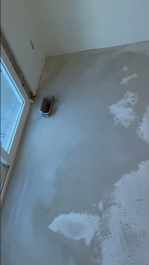 Self Leveling Concrete