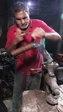 Watch how bend hose rubber pipes are manufactured for high flexibility and durability.