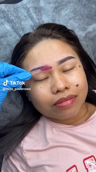 Ombre Brows: The Secret to Clean, Natural-Looking Brows