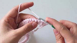 Crochet Easy Beginner Cable Blanket Tutorial With Written Pattern - Sirin's Crochet