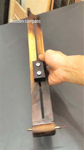 A wooden compass made from rosewood, easy to use, accurate and adjustable. #woodworking #diy #tips #plywoodworking #fblifestyle | Plywoodworking Tips & Trick