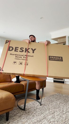 Unboxing Desky Dual Hardwood Sit Stand Desk | Desk Setup & PC Gaming