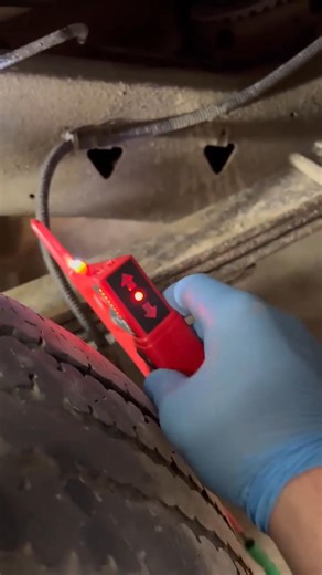 Power Probe ECT3000 Saves the Day on a Chevy Express Diagnosis Electrical faults in modern vehicles can send even experienced techs on a wild goose chase—but not when the right tool is in hand. Our friends at Robert Stage recently shared a great case from Mike Ganas, who was facing a stubborn short-to-open issue in the ABS speed sensor circuit on a 2019 Chevy Express Van. Instead of tearing the harness apart or wasting hours hunting for the fault, Mike grabbed his Power Probe ECT3000… and the to