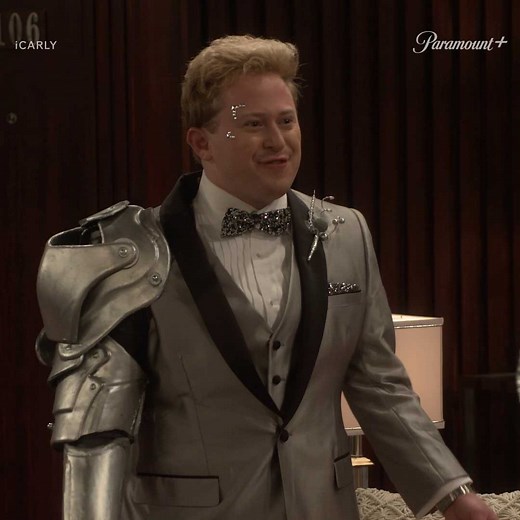 466K views · 8.2K reactions | spanning decades, you say? | iCarly | Facebook