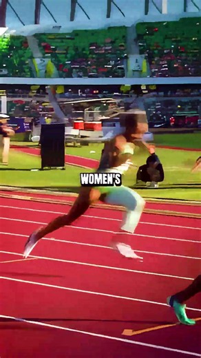 Gabby Thomas Races Sha'Carri Richardson And Gets Backlash! 😱🇺🇸