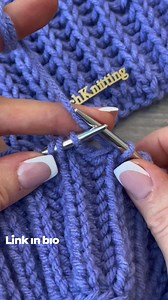 Easy Beginner Brioche Tutorial Tips Bind Off #Knitting #KnittingTutorial #EasyKnitting #DIY #easybindoff #stretchybindoff #brioche ##BriocheKnitting #ChunkyKnits #CableKnitting #LaceKnitting #KnittingForBeginners #KnittingTips #KnittingHacks #easyknitting | Watch Knitting