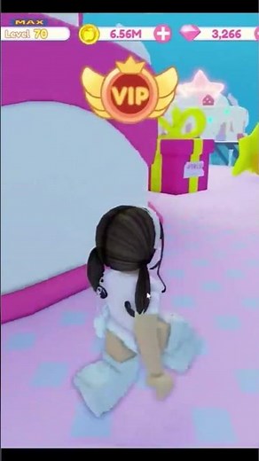 Mewkledreamy is here!! 😱🎀 #hellokittycafe #myhellokittycafe #roblox