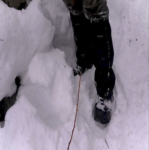 181K views · 2.5K reactions | The Blizzard Refuge is located in a stone cabin on the riverbank. #fblifestyle | Building Skills | Facebook