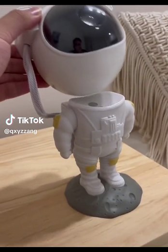 qxyzzang on TikTok