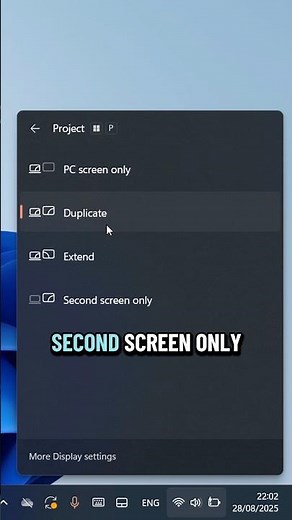 How to use two screens in your computer 🖥️😳#techtips #pctipct #setupgaming #Tipsandtricks