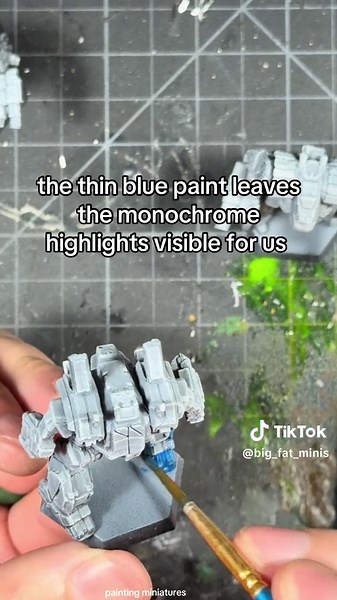 not my usual warhammer, but i painted some battletech guys for a client. they keep sending me these cute little teams! #paintingwarhammer #paintingminis #miniaturepainting #battletech #minipainting #miniatures