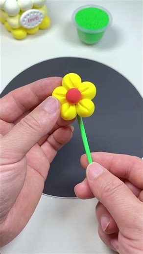 Simple Crafts | Make Your Own Little Yellow Flowers Out of Clay!