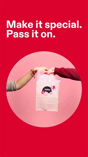 Make it special ✨🎁 Add a personal touch to packages, gifts, and event favors with custom tags and stickers. | Avery