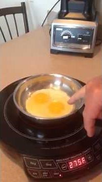 How to Fry Perfect Eggs on an Induction Cooker