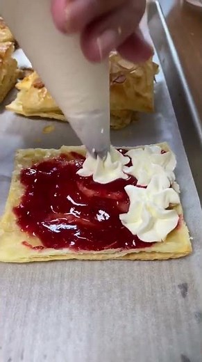 Strawberry Cream Puff Pastry | Aisha’s Cooking