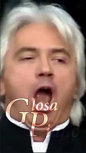 Dmitri HVOROSTOVSKY sings PASSIONE a Neapolitan Song that excites the public #opera #music