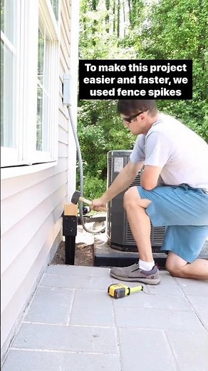 Easy outdoor DIY AC fence unit cover + hidden outdoor storage #diy #diyprojects #outdoorliving