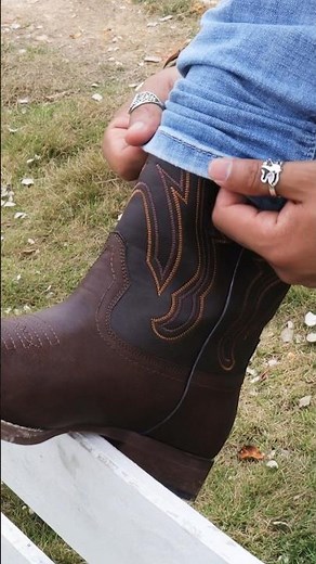 How To Wear Cowboy Boots For Men | Ultimate Guide To The Western Boot | J's.o.l.e Cowboy Boot Video