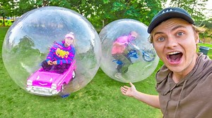 In today’s video, Carter Sharer invites the newly formed Team RAR, including Lizzy Capri, Ryan Prunty, and Stove’s Kitchen to an epic last to leave challenge for a chance to win a grand prize of $10,000 dollars cash money! Carter invites his friends to the park where he has set up an awesome last to leave the bubble ball challenge. | Carter Sharer