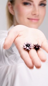 Use PRECIOSA Pip beads and peyote stitch to make little flower shaped motifs and turn them into a pair of elegant cufflinks made by Kerrie Slade. Download DIY tutorial on www.preciosa-ornela.com, search "Cufflinks". | Preciosa Ornela