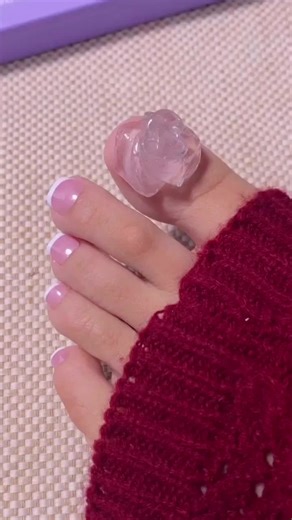 Secret Nails GLUI nail glue that actually stick to nails, last more than 3 weeks & waterproof. You can get Secret Nails GLUI nail glue from our website: www.secret-nails.com