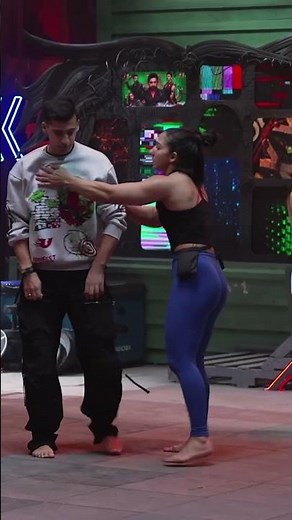 Priya ने दबोचा Hamid को! 😱💥 | MTV Roadies Double Cross