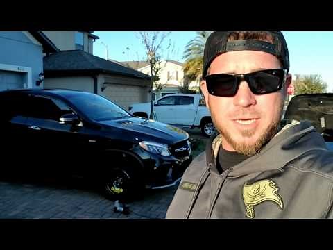 How To Change Mercedes Benz AMG GLE Tire