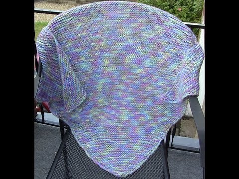 Knit a Triangle Shawl (Bottom Up)