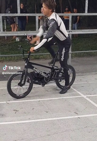 Mastering Elite BMX Seats for Optimal Performance