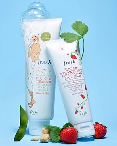 7K views · 22 reactions | Avez-vous testé nos deux indispensables Fresh au soja et à la fraise pour une peau parfaitement nettoyée et éclatante ?!  Soy Face Cleanser pour nettoyer et démaquiller : https://bit.ly/2HlmM10  Strawberry Exfoliating Face Wash pour un nettoyage et une exfoliation douce et gourmande grâce à la fraise et au sucre : https://bit.ly/2W6wnTw | Fresh | Facebook