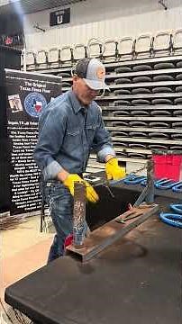 The Original Texas Fence Fixer. Part Two #ozarkfallfarmfest #springfieldmissouri