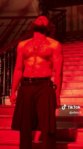 Hamlet: El Príncipe de la Locura | Xander Vega