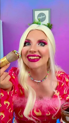 🤯 When art meets dessert — edible brush hack! Tag a friend who’d eat it first! 🎨