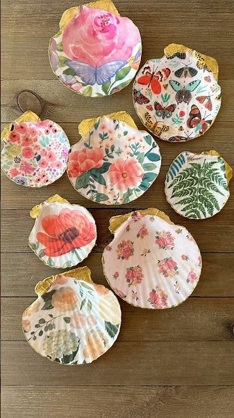 Napkin Decoupage Seashells with Mod Podge Tutorial. Summer Crafts! #crafts #diy #tutorial #handmade